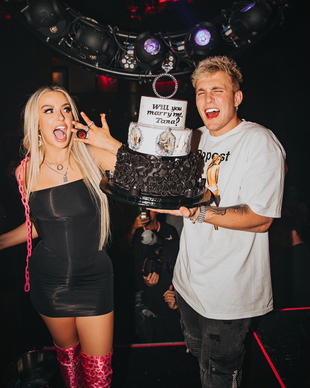 Jake Paul i Tana Mongeau wzięli udawany ślub?