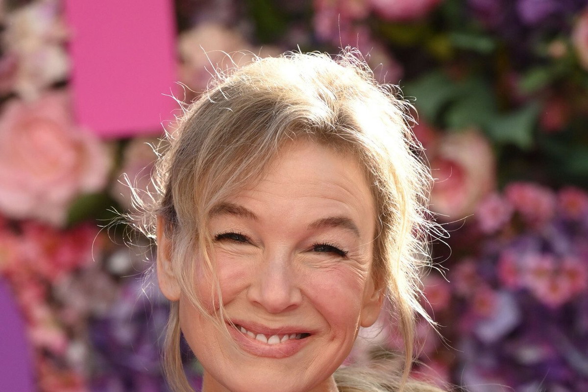 Ods?oni?cie pomnika Bridget Jones w Londynie