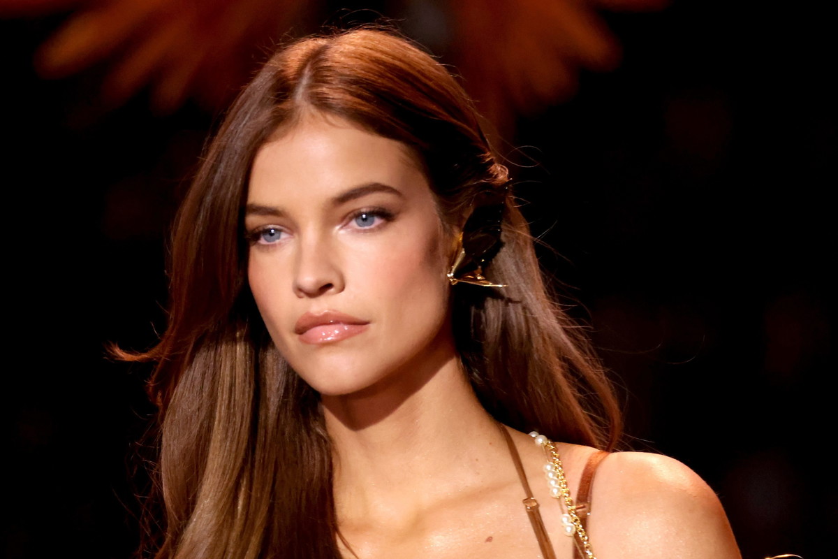 Victoria's Secret Fashion Show 2025 - Runway