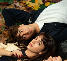 Dímelo bajito (Tell Me Softly) - Fotos Anuncio