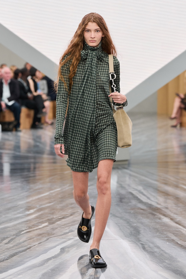 Christian Dior S26 070