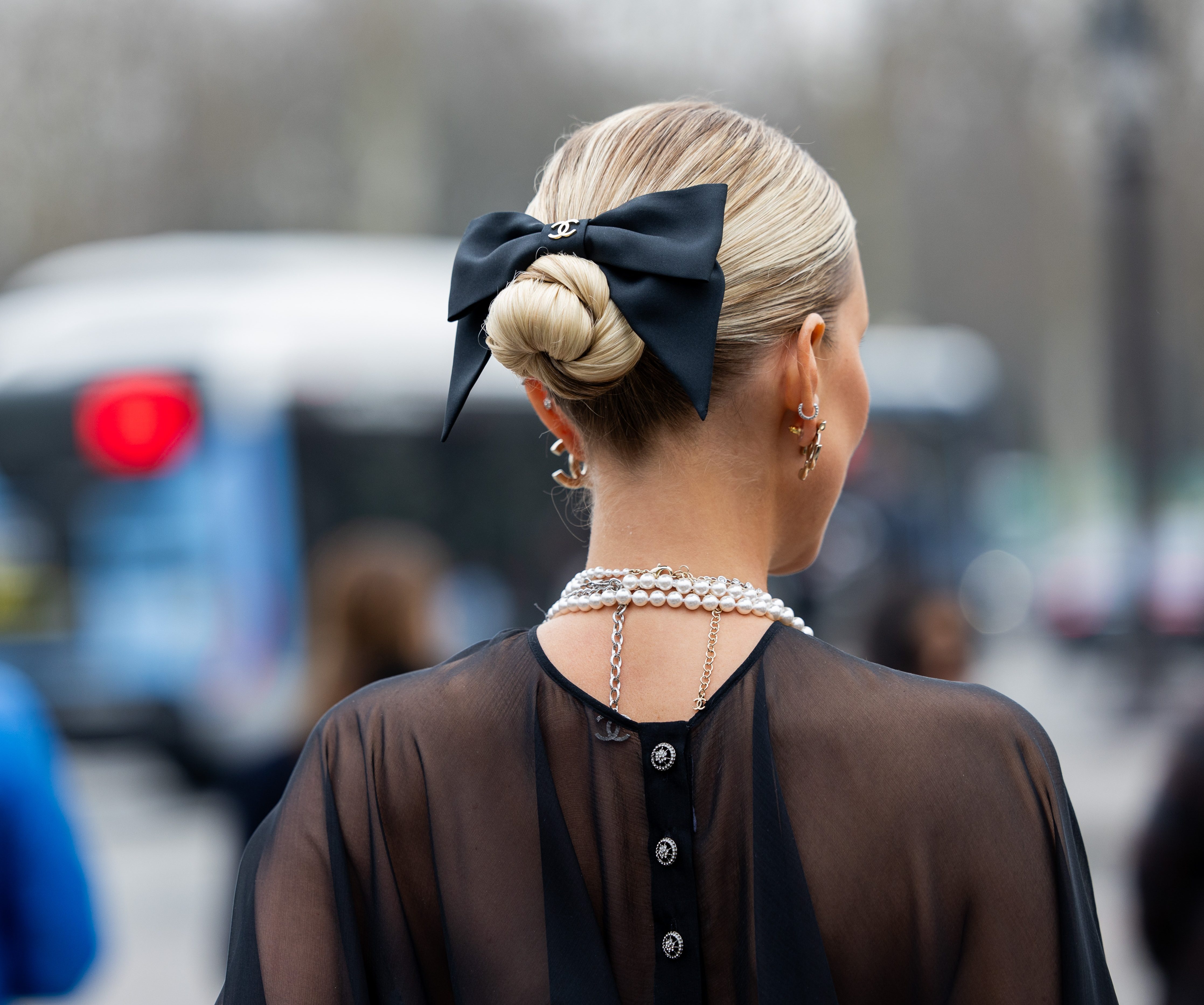 Street Style - Paris Fashion Week - Womenswear Fall/Winter 2025/2026 - Day Nine