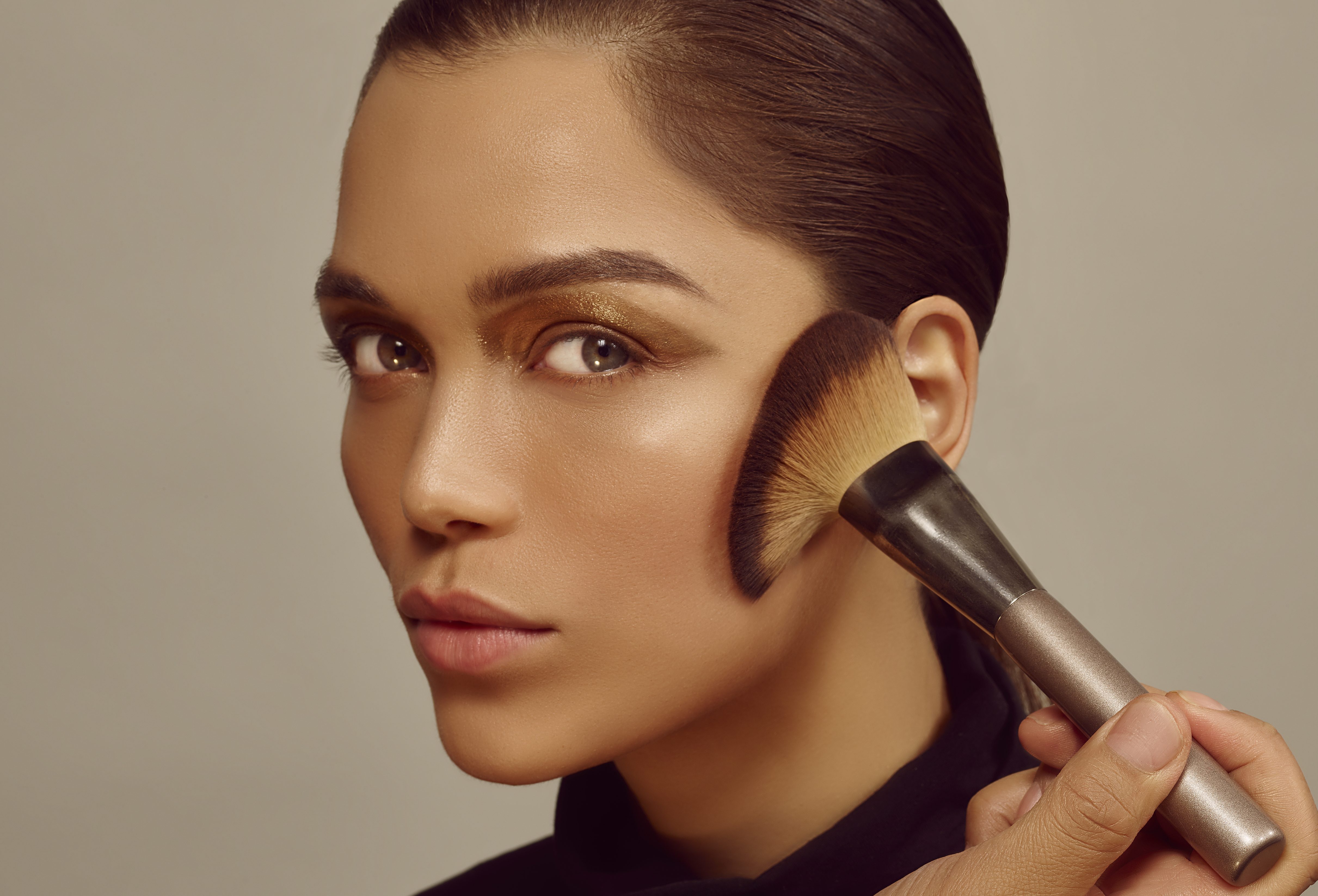 nowy zielony puder Huda Beauty