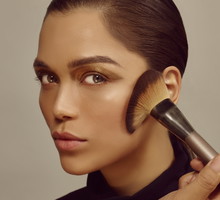 nowy zielony puder Huda Beauty