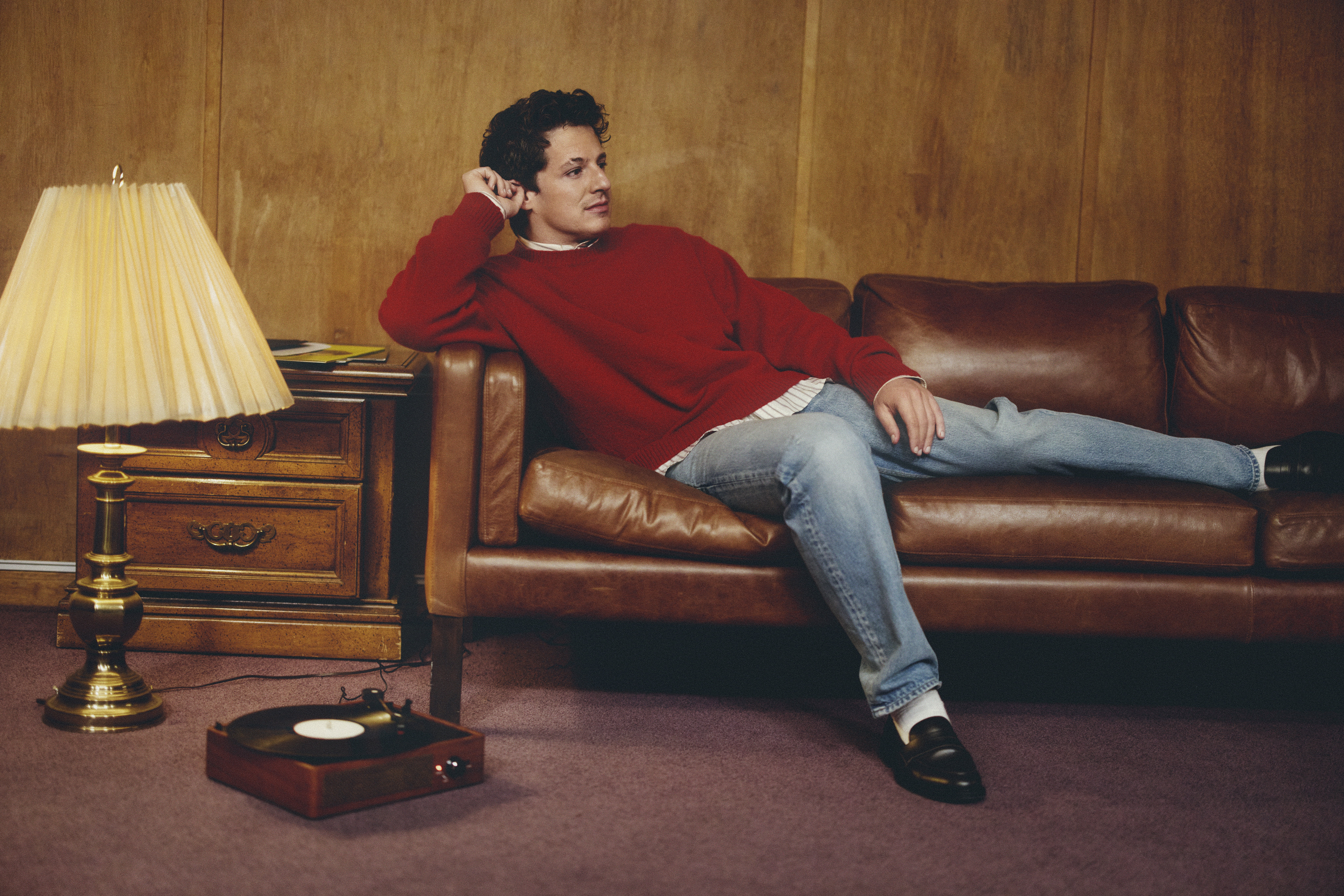 Charlie Puth 01 - lead press photo (fot. Hunter Moreno)