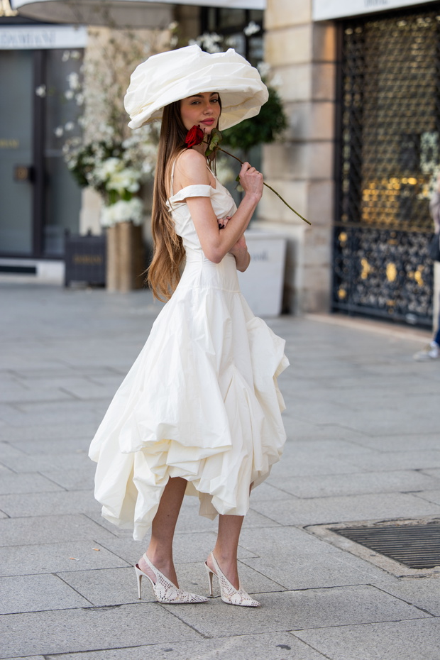 Street Style - Paris Fashion Week - Womenswear Fall/Winter 2026/2027 - Day 7
