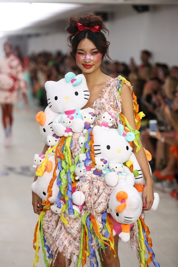 London Fashion Week - Runway - ON/OFF Presents
