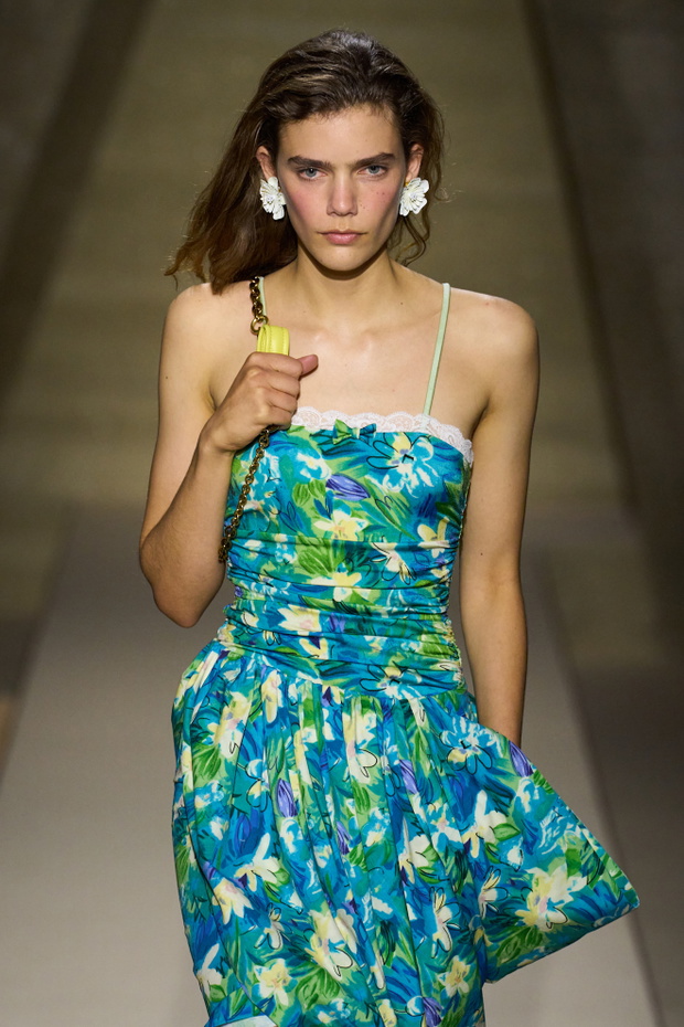 Chloe S26 011a