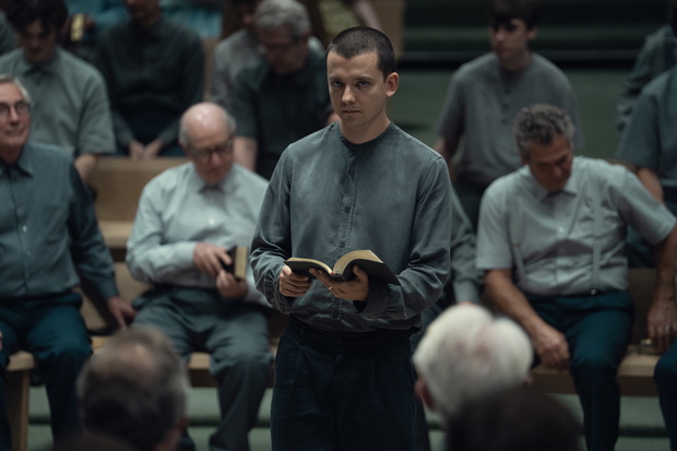 Niepokojący serial Netfliksa o sekcie i jej ukrytych mechanizmach, które wręcz szokują. Ten thriller psychologiczny długo zostaje w głowie
