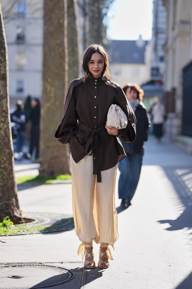 Street Style - Paris Fashion Week - Womenswear Fall/Winter 2026/2027 - Day 8