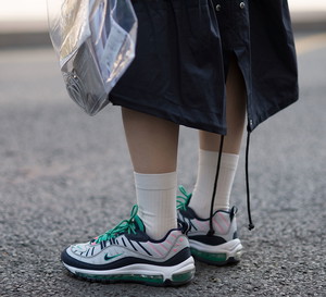 Modne sneakersy na wiosnę i lato 2026