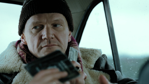 sztos-2-kadr-03-czapka-auto