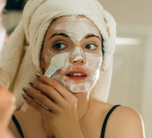 Maseczka do twarzy z efektem glow booster