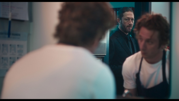the-bear-s4-still1