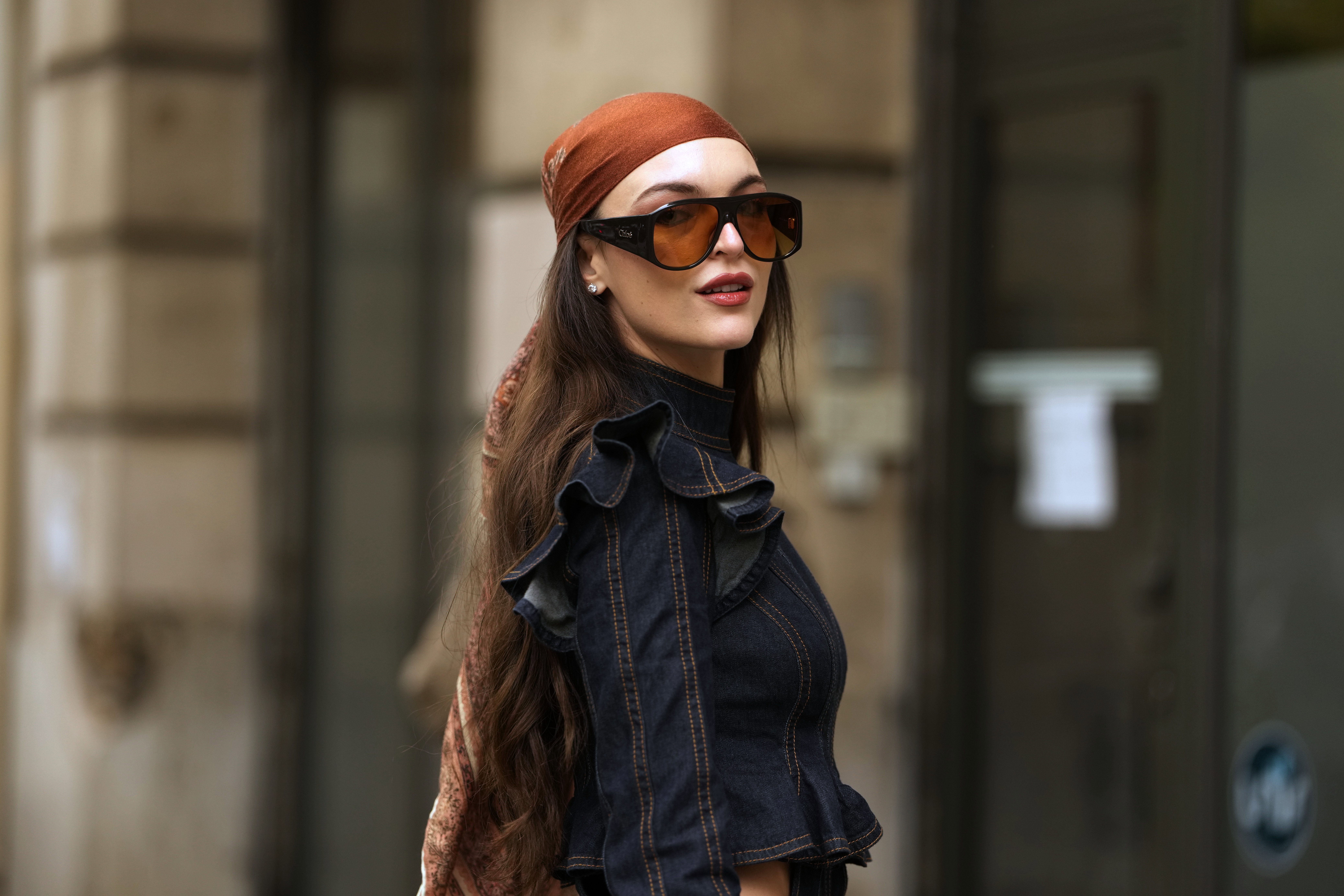 Street Style - Paris Fashion Week - Womenswear Spring Summer 2026 - Day Eight