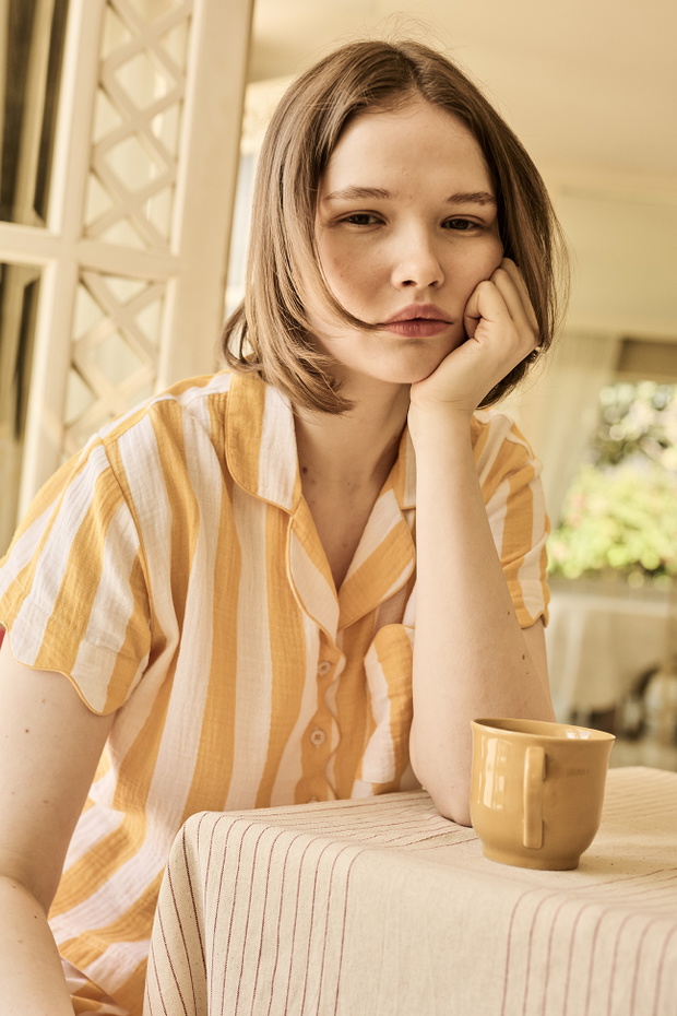 PRIMARK STRIPE PJ TOP YELLOW £12 €14 �18 RON70 PLN60 CZK365