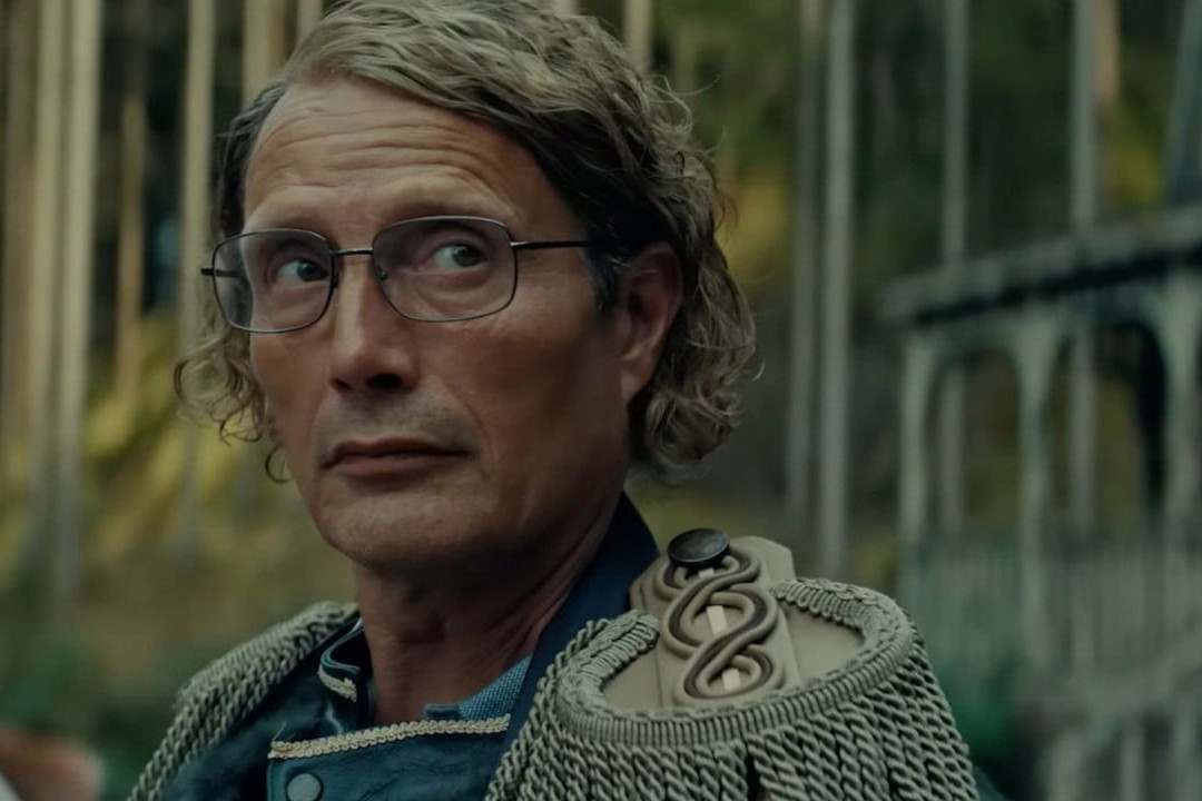 Ostatni-wiking_Mads-Mikkelsen-zblizenie