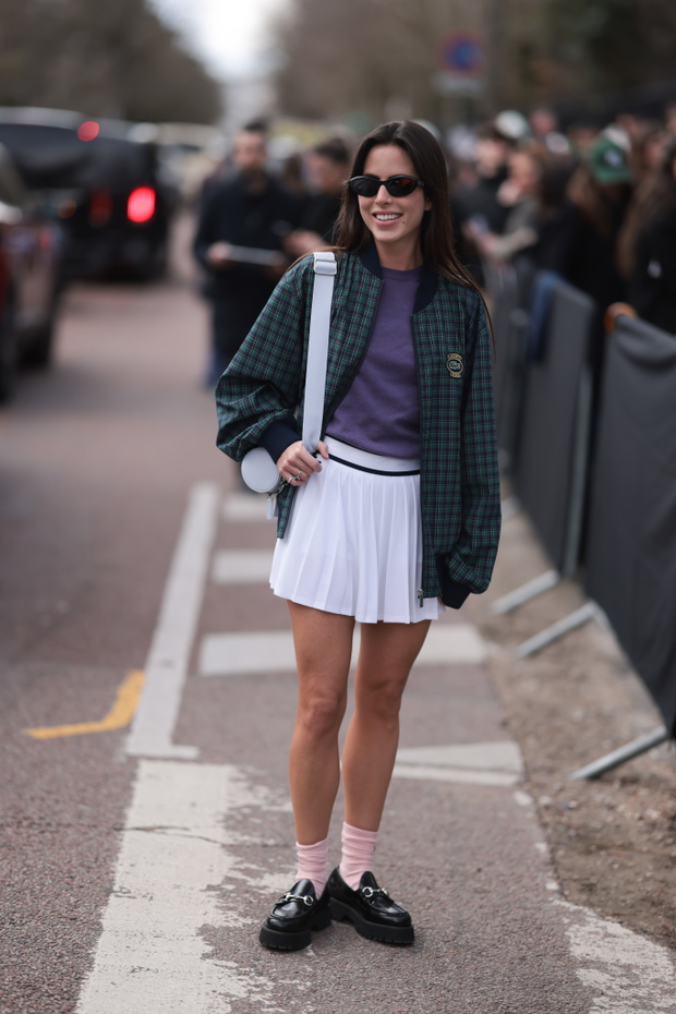 Street Style - Paris Fashion Week - Womenswear Fall/Winter 2024/2025 - Day Nine