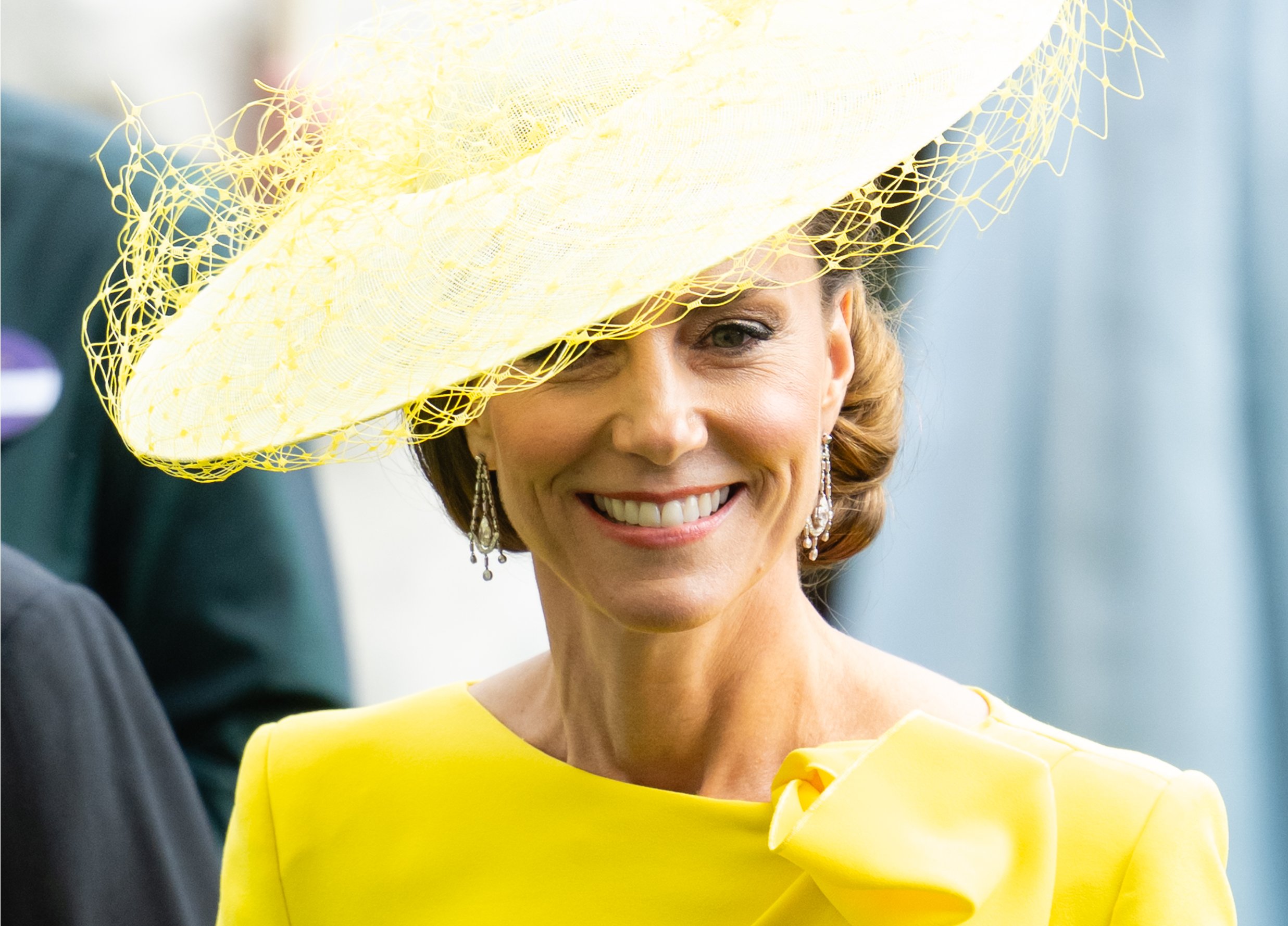 Elegancka fryzura na wesele w stylu księżnej Kate