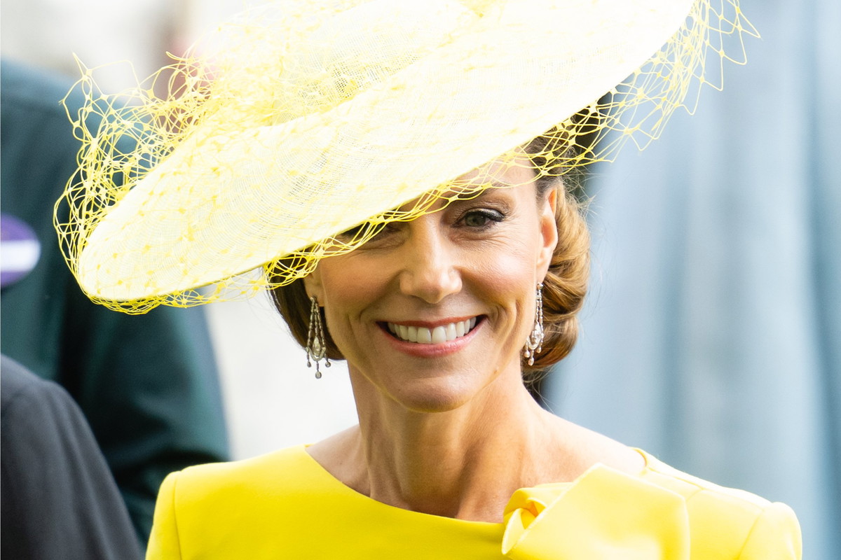Elegancka fryzura na wesele w stylu księżnej Kate