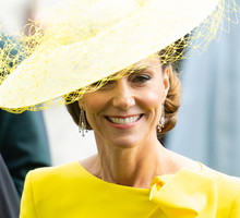 Elegancka fryzura na wesele w stylu księżnej Kate