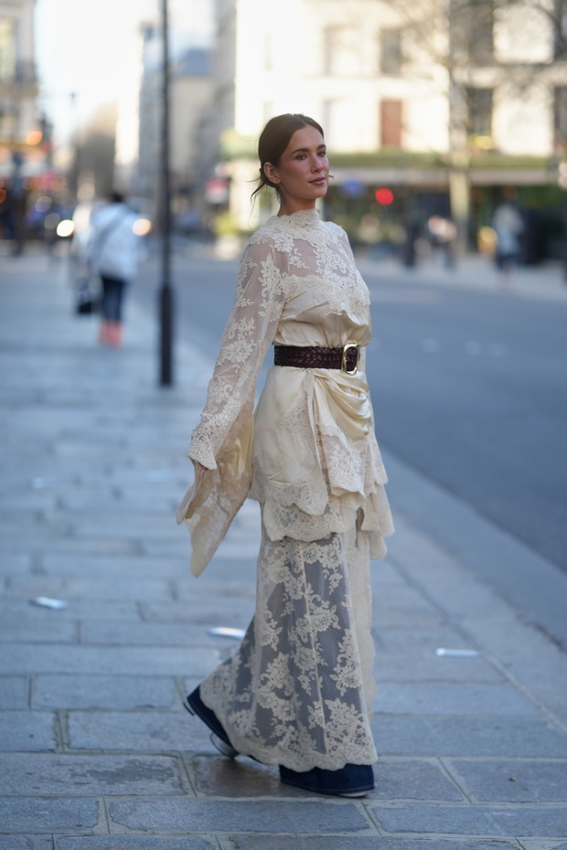 Street Style - Paris Fashion Week - Womenswear Fall/Winter 2026/2027 - Day 8