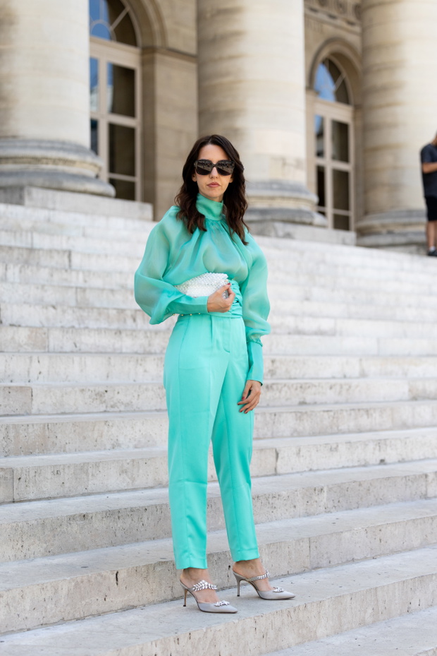 Street Style - Paris Fashion Week - Haute Couture Spring/Summer 2026/2027 - Day 1