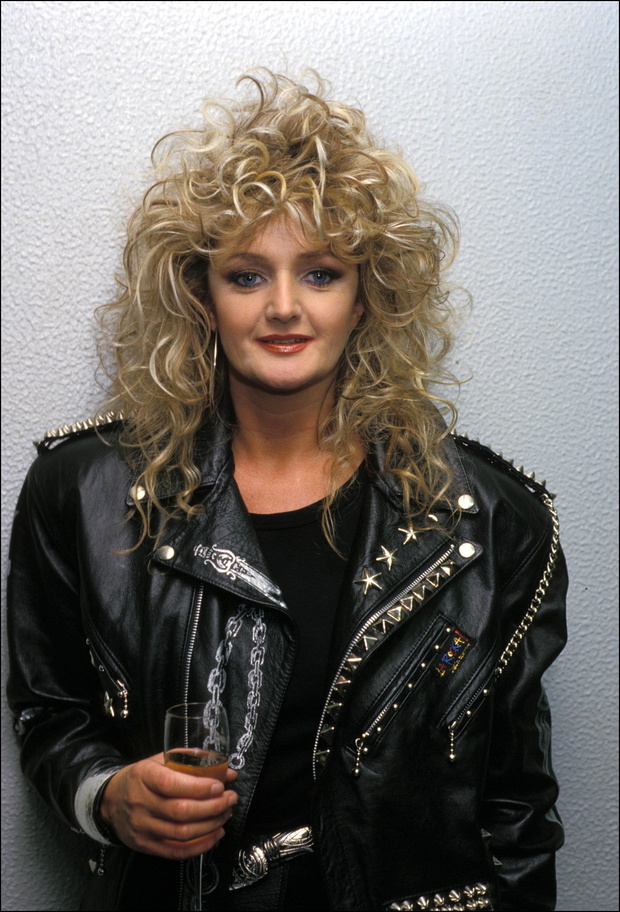 Bonnie Tyler publishes a new disc in France in May , 1988.