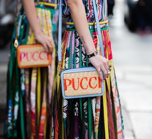 Modne paznokcie na sierpień 2026 - Pucci Nails