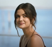 tak_sie_poznalismy_5_lucy_hale