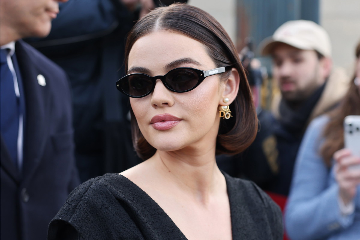 Rose Brown, modny kolor włosów dla brunetek na jesień 2026