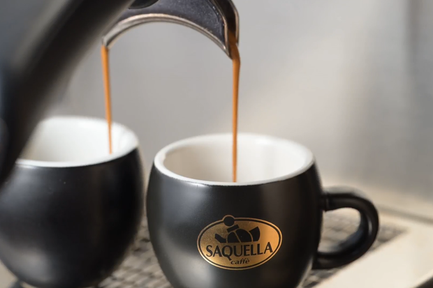 Dilmah & Saquella 