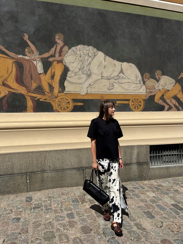 Szefowa działu mody GLAMOUR, Magdalena Matuszek z torebką MAKO (i w ubraniach Undress Code)