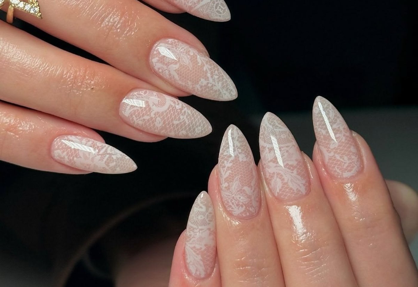 Lace nails - modne paznokcie na jesień 2026