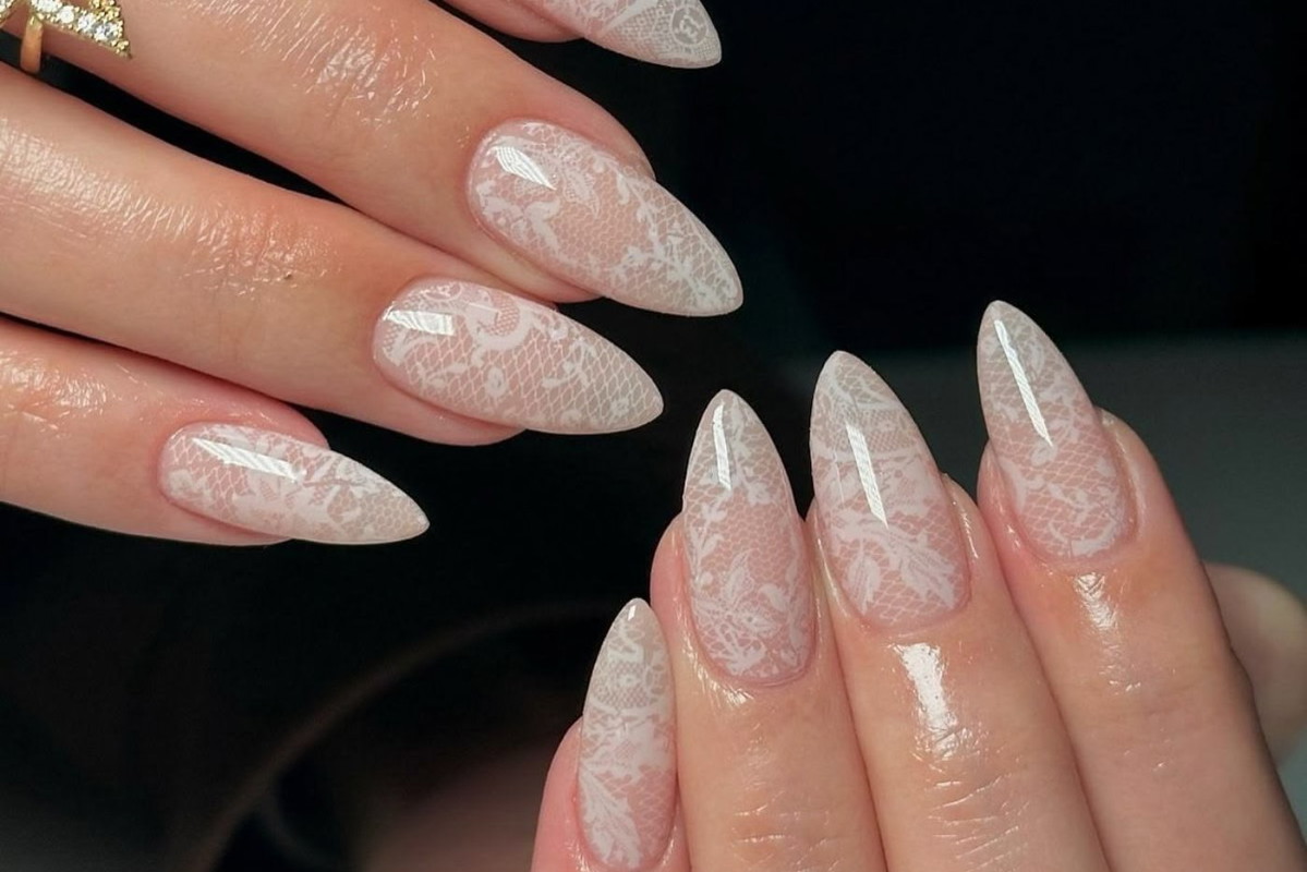 Lace nails - modne paznokcie na jesień 2026