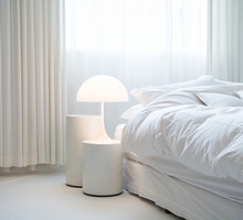 biała lampa