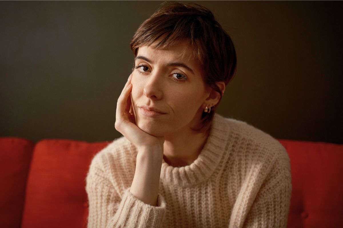 Zamyślona kobieta