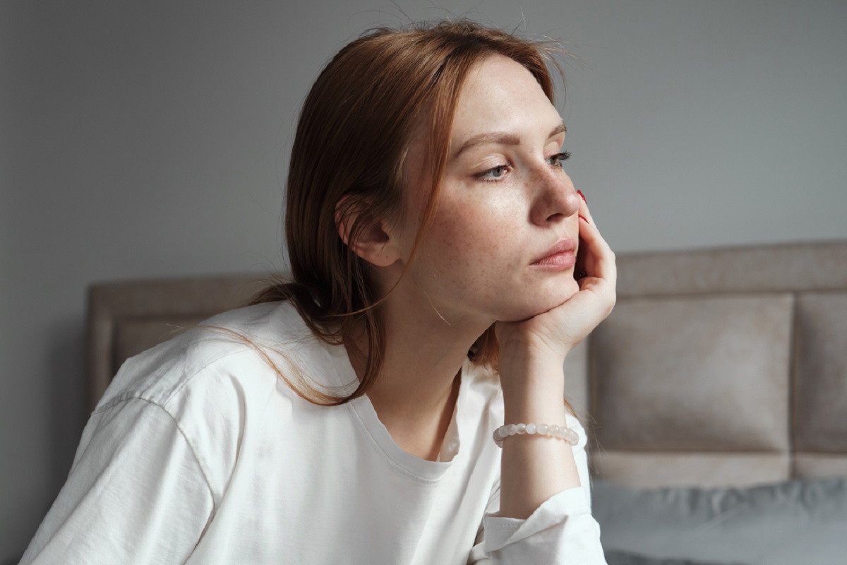 smutna kobieta