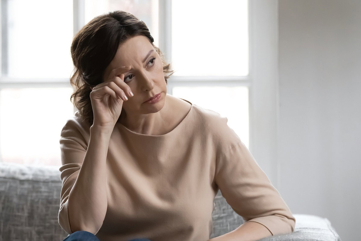 smutna kobieta
