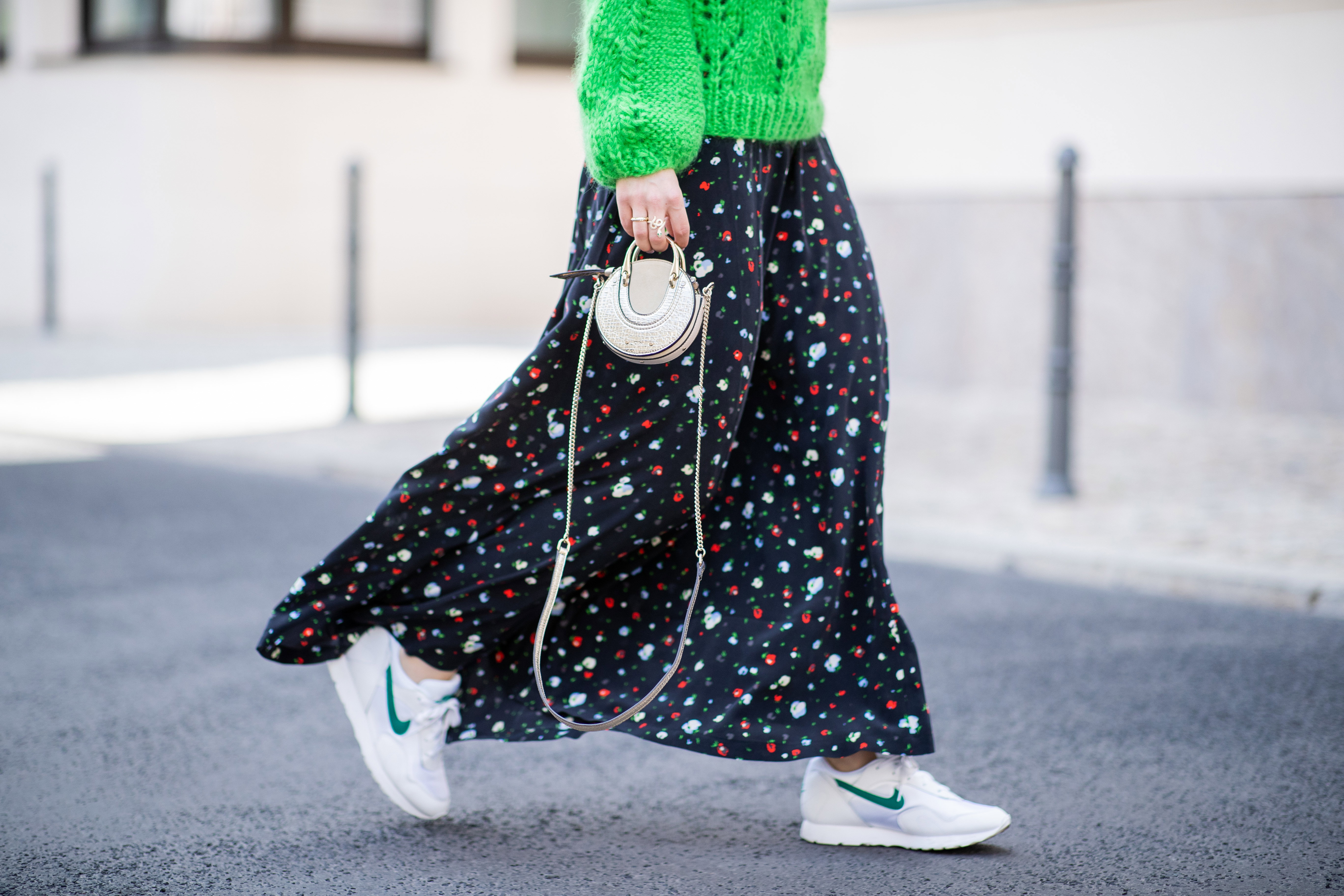 Haulternative to nowy antykonsumpcyjny trend zaproponowany przez organizację organizację Fashion Revolution.