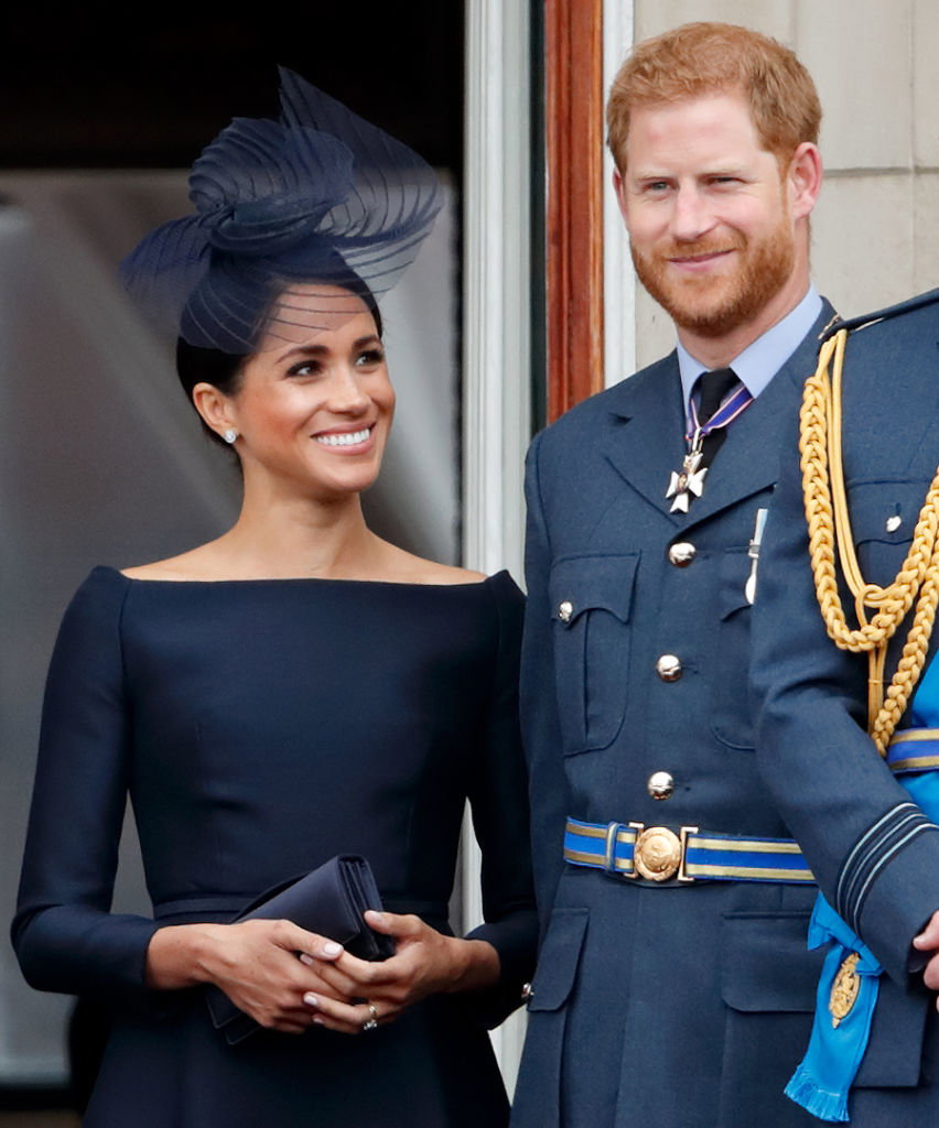 Meghan Markle w sukience Diora na stuleciu Królewskich Linii Lotniczych RAF