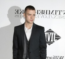 u2242_justin