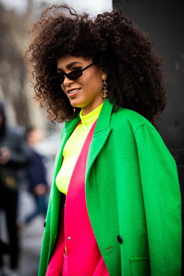 Mocne połączenia modne kolory lato 2019: trendy moda lato 2019