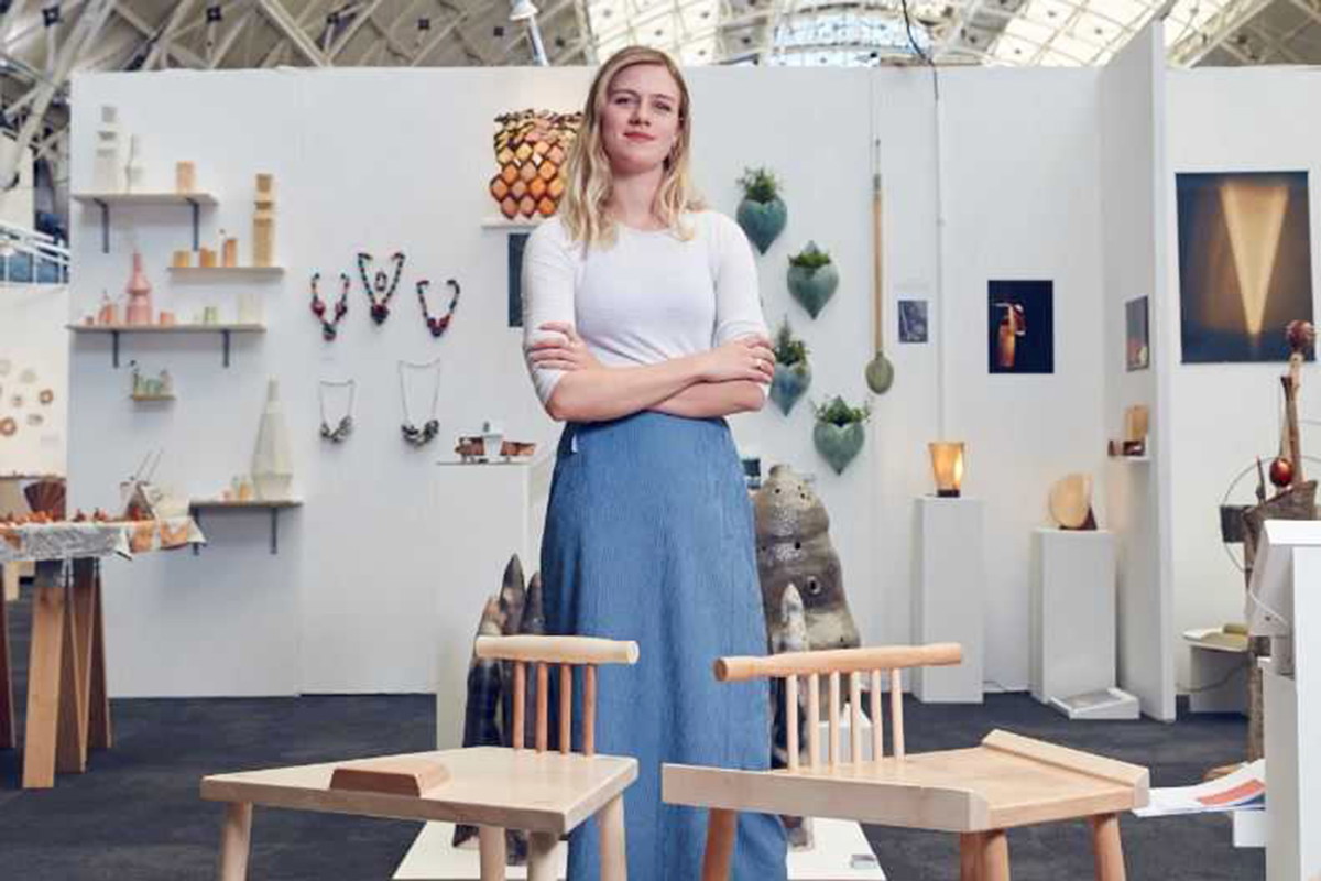 Krzesło przeciw rozkraczaniu