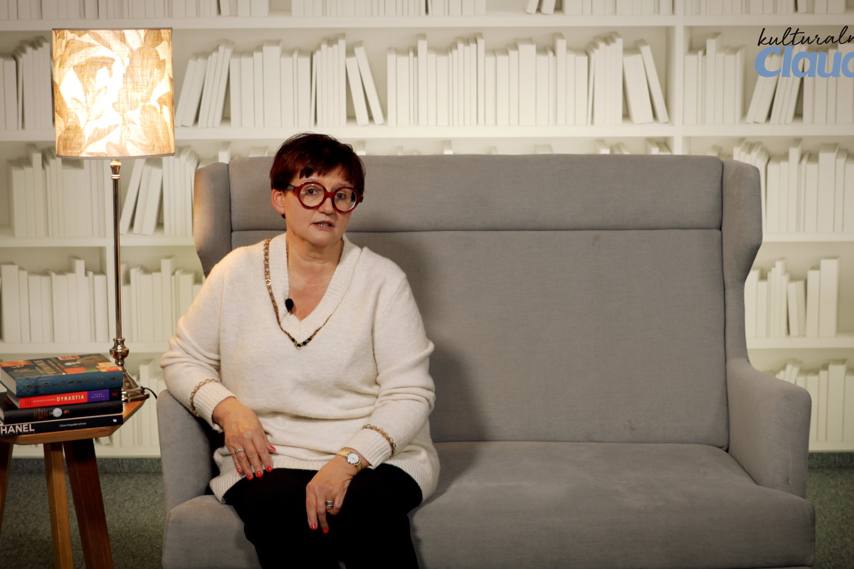 Kulturalna Claudia, biografie