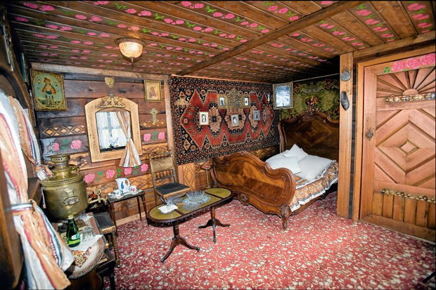 Dwór i dom Rasputina- sceneria jak z filmu