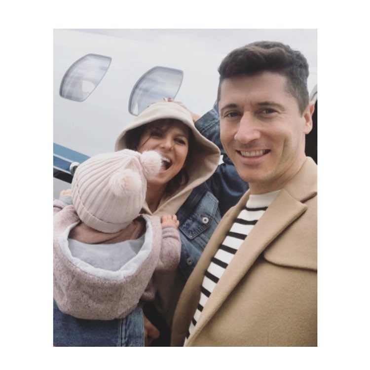 anna-lewandowska-i-robert-lewandowski-przekazali-pol-miliona-na-centrum-zdrowia-dziecka-39b8a41