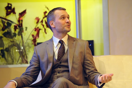 ALLONS_1077047_Michal_Zebrowski01_1_