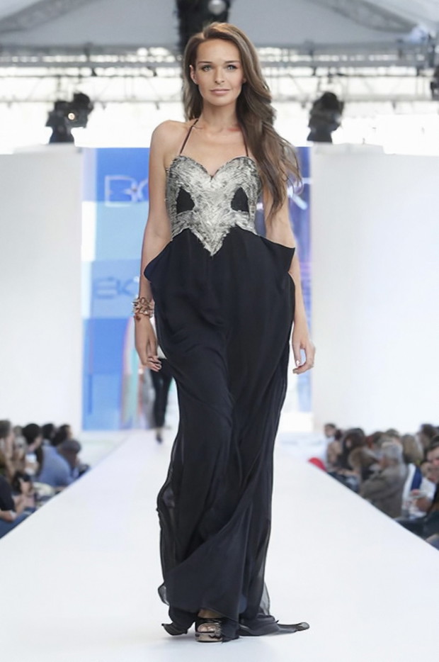 sMCrI4qfM9U0y1IQY1KAAiZZQKCO3UZp_standard