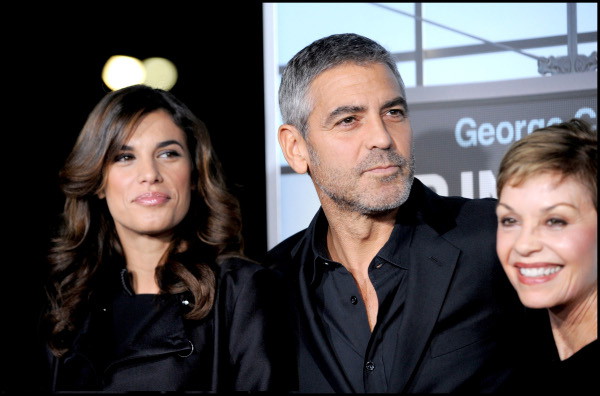 ALLONS_756512_Clooney_With_Mother__Canalis_01